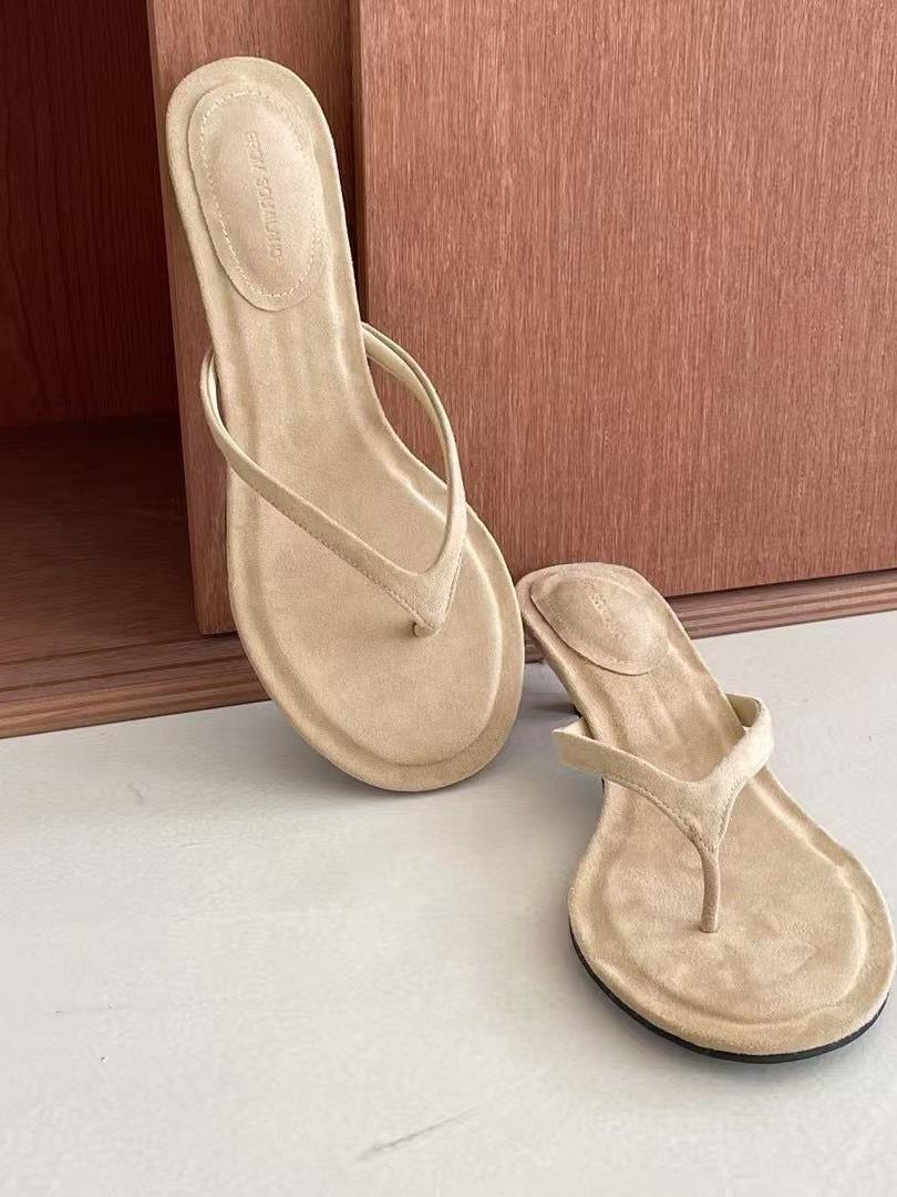 小貓跟麂皮夾腳跟鞋(正常版/2cm)